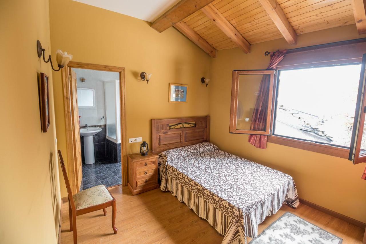 Casa Rural La Fuente Tejedo del Sil ห้อง รูปภาพ